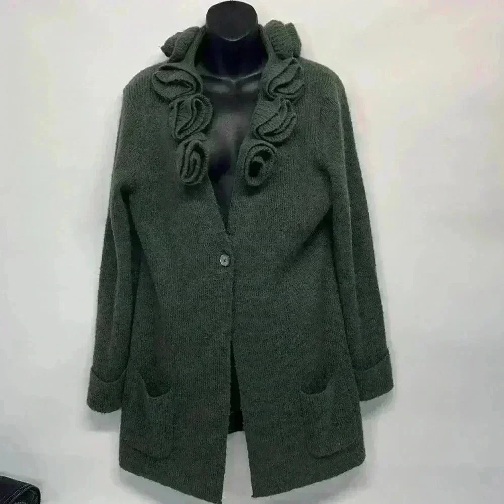 Soft surrounding size, medium green cardigan with flower collar detail alpaca